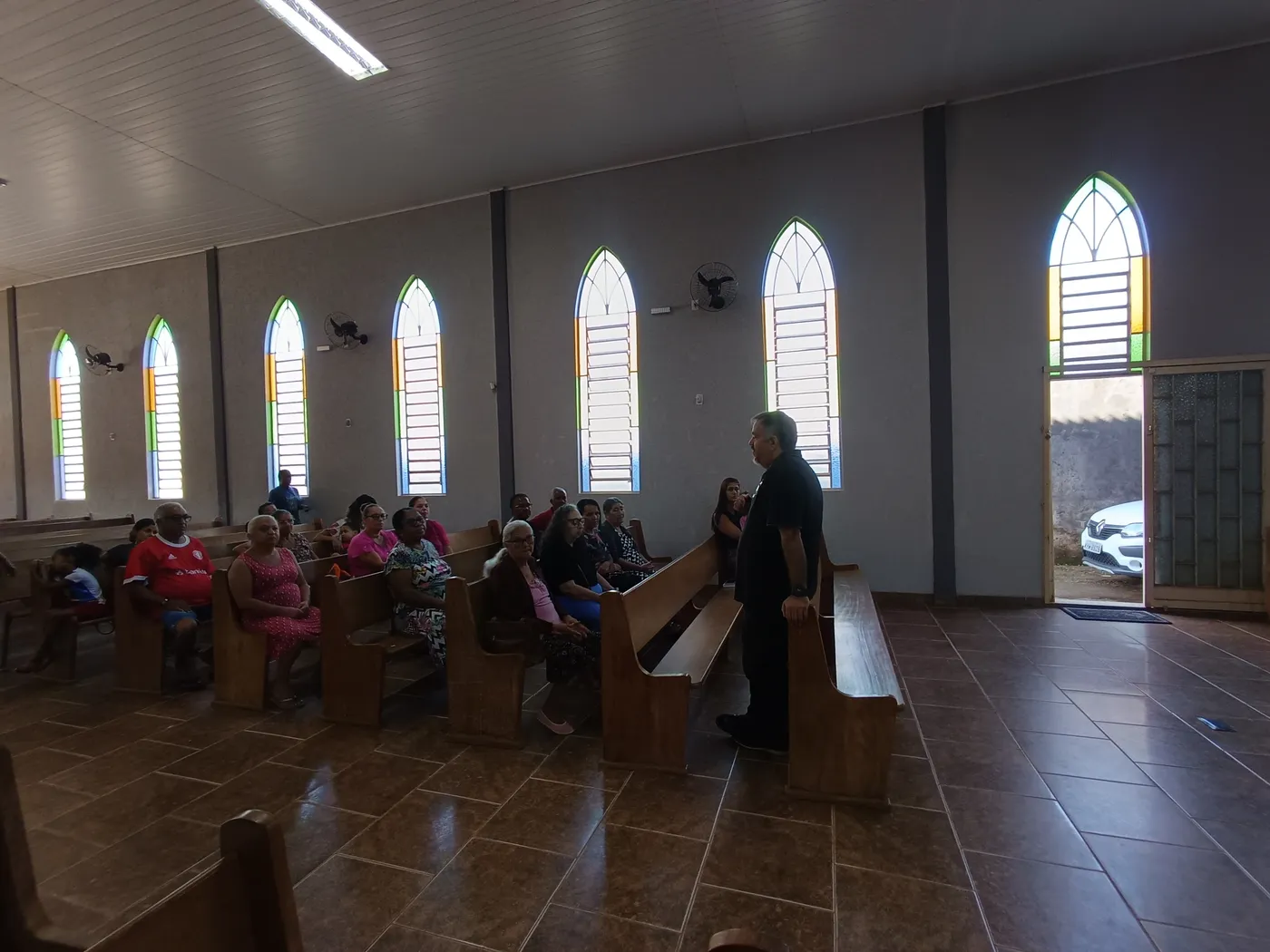 Ação na igreja do Pastor Jonas